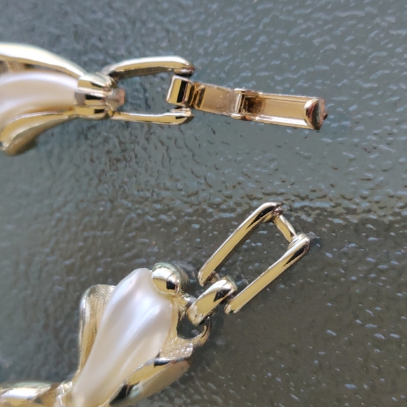 VTG pearlized lucite set #280 - Picture 12 of 12